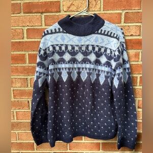 VINTAGE ST. JOHNS BAY SWEATER